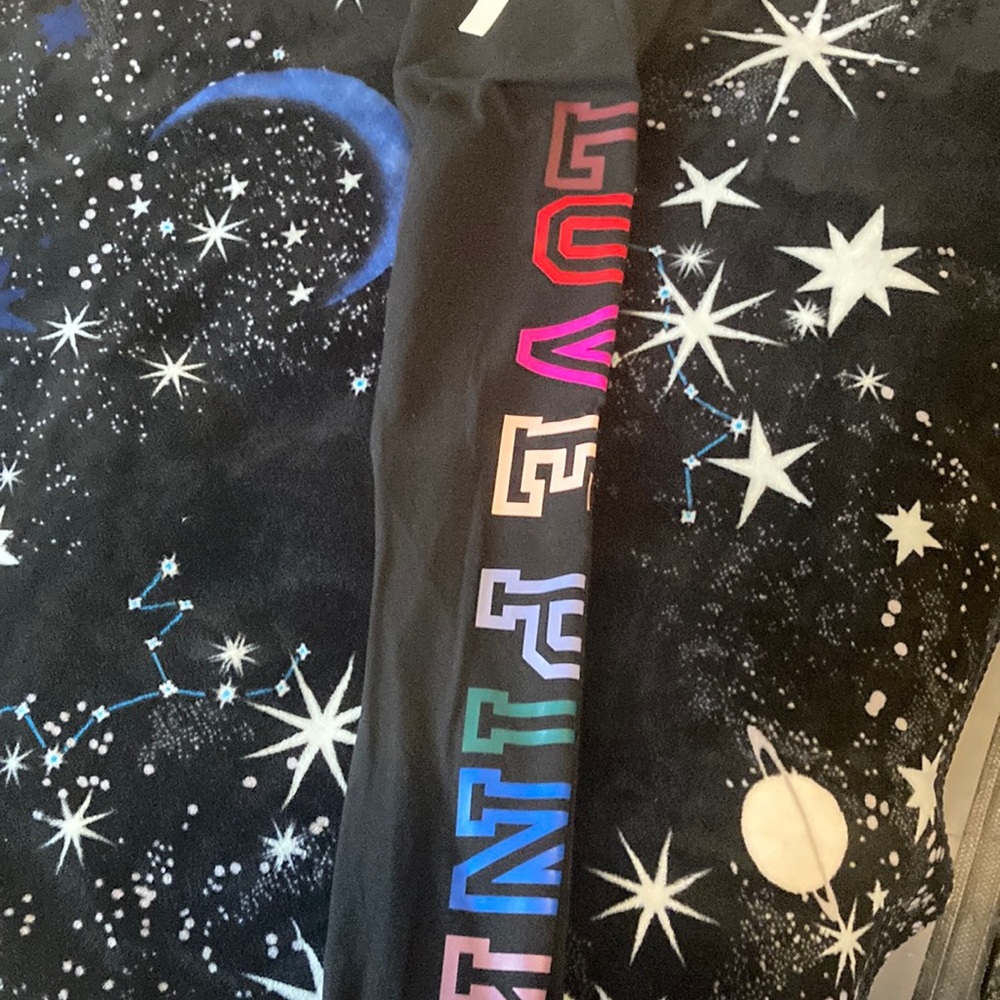 Pink BRAND NEW WITH TAGS leggings multicolored logo